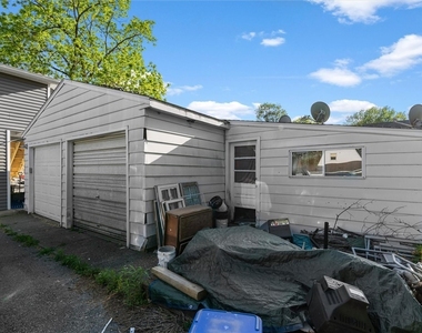19 Camp Street - Photo Thumbnail 15