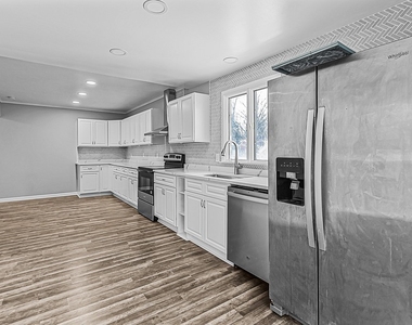 11 Winmar Crescent - Photo Thumbnail 11
