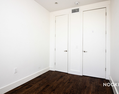 558 Kosciuszko Street - Photo Thumbnail 2