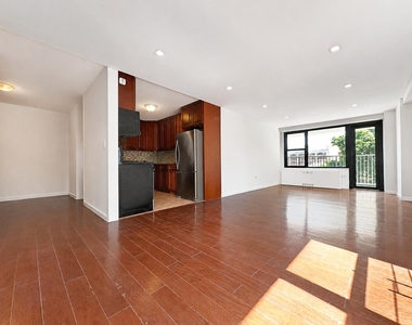 150 West 225th Street - Photo Thumbnail 2