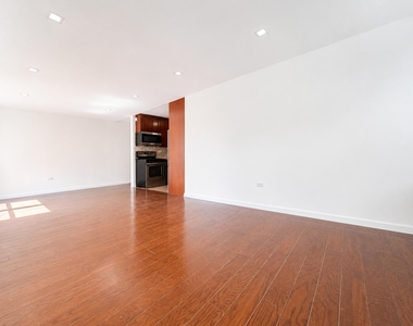 150 West 225th Street - Photo Thumbnail 3