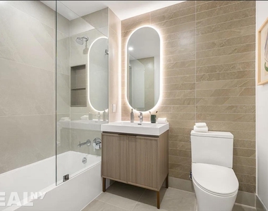 Rockwell Place - Photo Thumbnail 4