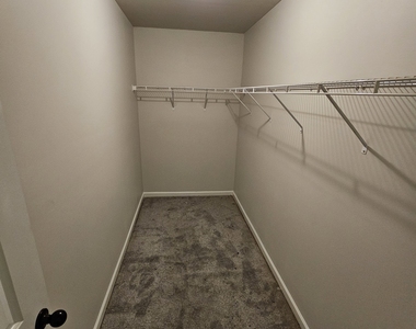 3004 Bayrose Circle - Photo Thumbnail 36