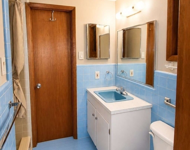 500 Piedmont Road Ne - Photo Thumbnail 20