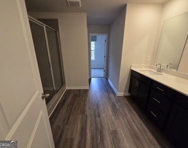189 Water Oak Way - Photo Thumbnail 29