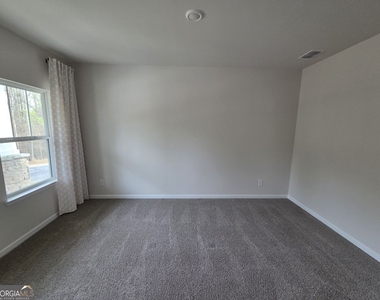 189 Water Oak Way - Photo Thumbnail 3