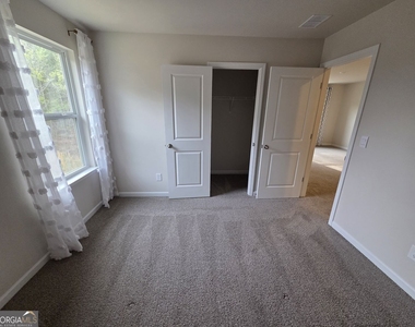 189 Water Oak Way - Photo Thumbnail 18