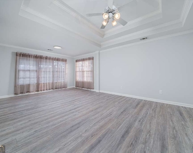 9445 Stoney Ridge Lane - Photo Thumbnail 26