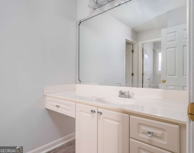 9445 Stoney Ridge Lane - Photo Thumbnail 29