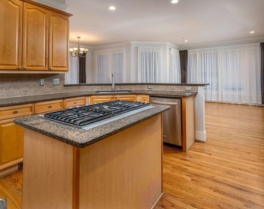 9445 Stoney Ridge Lane - Photo Thumbnail 50