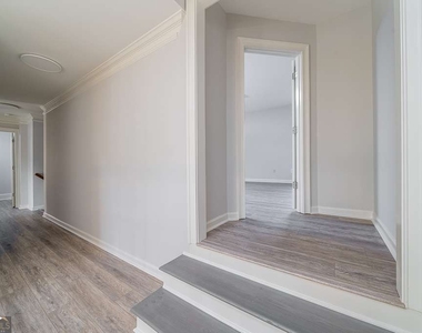 9445 Stoney Ridge Lane - Photo Thumbnail 34