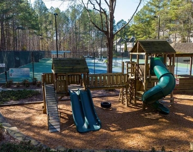 9445 Stoney Ridge Lane - Photo Thumbnail 64