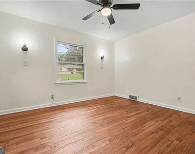 2939 Belvedere Lane - Photo Thumbnail 12