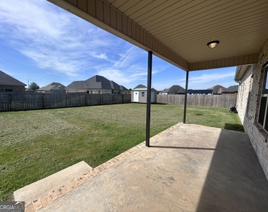 221 Caleb Way - Photo Thumbnail 20