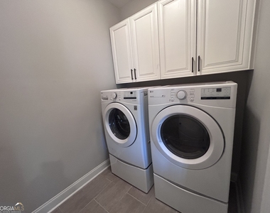 221 Caleb Way - Photo Thumbnail 15