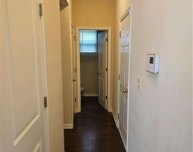 5043 Glencliff Drive - Photo Thumbnail 18