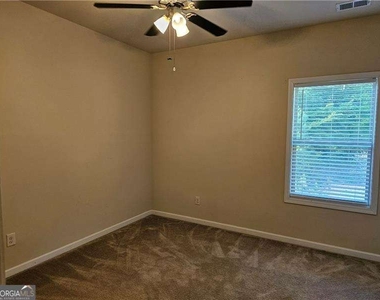 5043 Glencliff Drive - Photo Thumbnail 25
