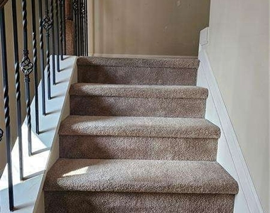 5043 Glencliff Drive - Photo Thumbnail 20