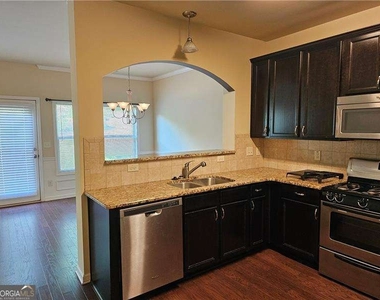 5043 Glencliff Drive - Photo Thumbnail 2