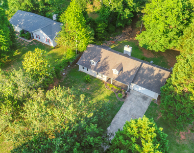 585 Mountainview Drive - Photo Thumbnail 31