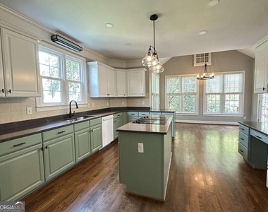 501 Bay Stand Lane - Photo Thumbnail 9