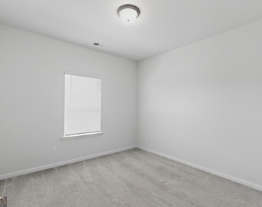 185 Madison Bend - Photo Thumbnail 11