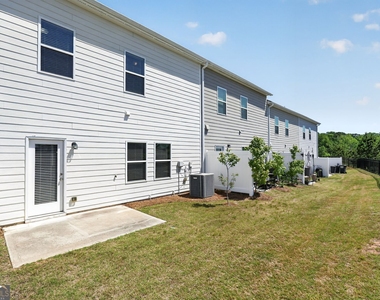 185 Madison Bend - Photo Thumbnail 14