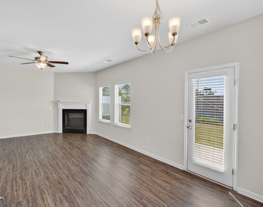 185 Madison Bend - Photo Thumbnail 1