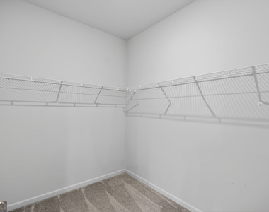 185 Madison Bend - Photo Thumbnail 10