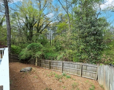 635 Anderson Walk - Photo Thumbnail 30