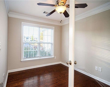 265 Balaban Circle - Photo Thumbnail 13