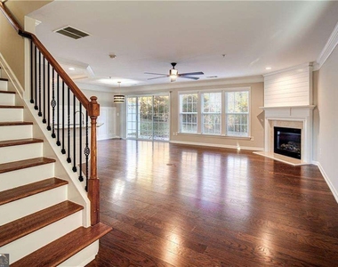 265 Balaban Circle - Photo Thumbnail 3