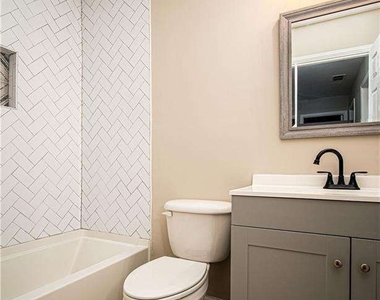 265 Balaban Circle - Photo Thumbnail 19