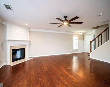 265 Balaban Circle - Photo Thumbnail 4