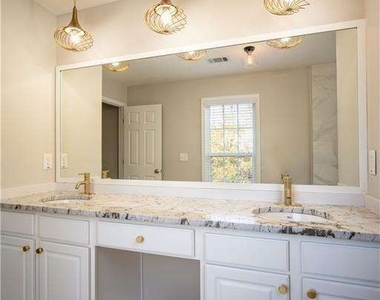 265 Balaban Circle - Photo Thumbnail 17