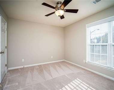 265 Balaban Circle - Photo Thumbnail 23