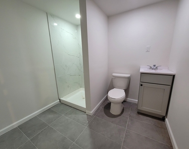 31-13 28th Road - Photo Thumbnail 14