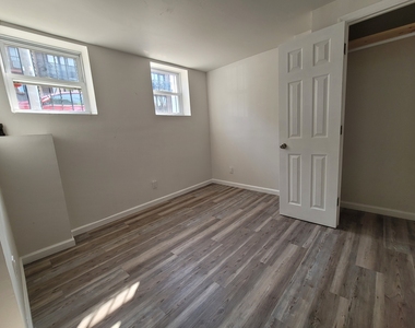 31-13 28th Road - Photo Thumbnail 10
