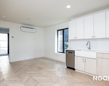 144 West Street - Photo Thumbnail 4
