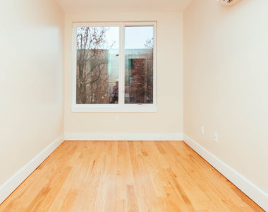 189 Johnson Street - Photo Thumbnail 6
