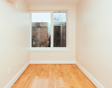 189 Johnson Street - Photo Thumbnail 7
