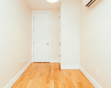 189 Johnson Street - Photo Thumbnail 8