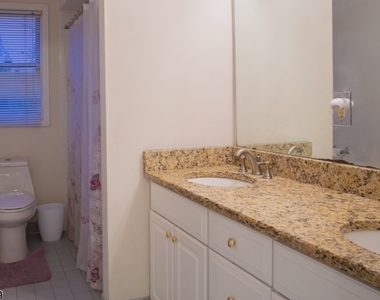 4 Lewis Hollow Rd - Photo Thumbnail 1