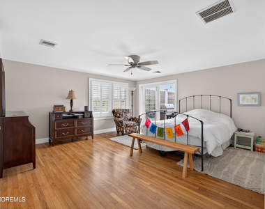 20 Bayonne Avenue - Photo Thumbnail 12