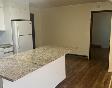 84 Bethany Road - Photo Thumbnail 5
