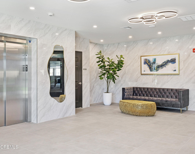 301 Memorial Drive - Photo Thumbnail 3