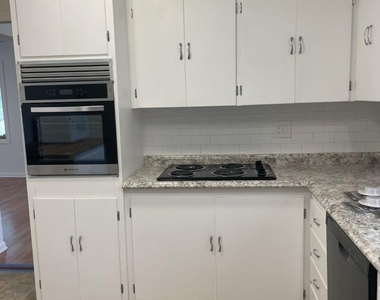 2601 Logan Road - Photo Thumbnail 4
