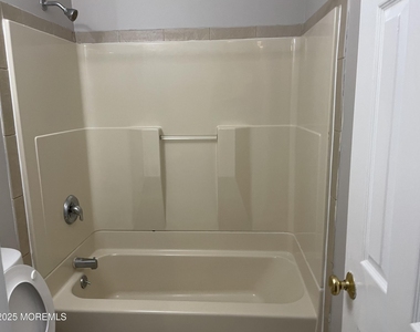 159 Port Monmouth Road - Photo Thumbnail 7