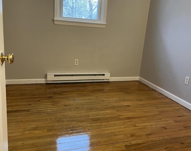 159 Port Monmouth Road - Photo Thumbnail 3