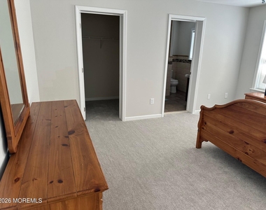 211 Trenton Avenue - Photo Thumbnail 14